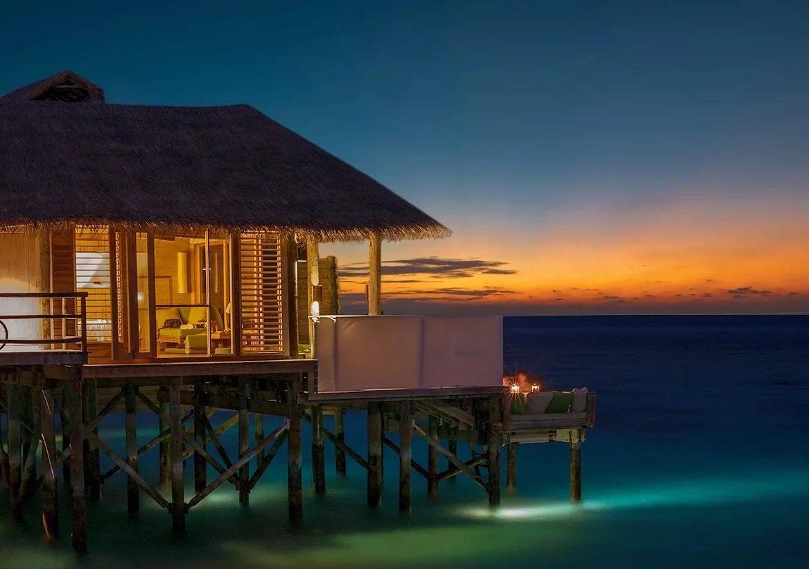 overwater-restaurants-maldives