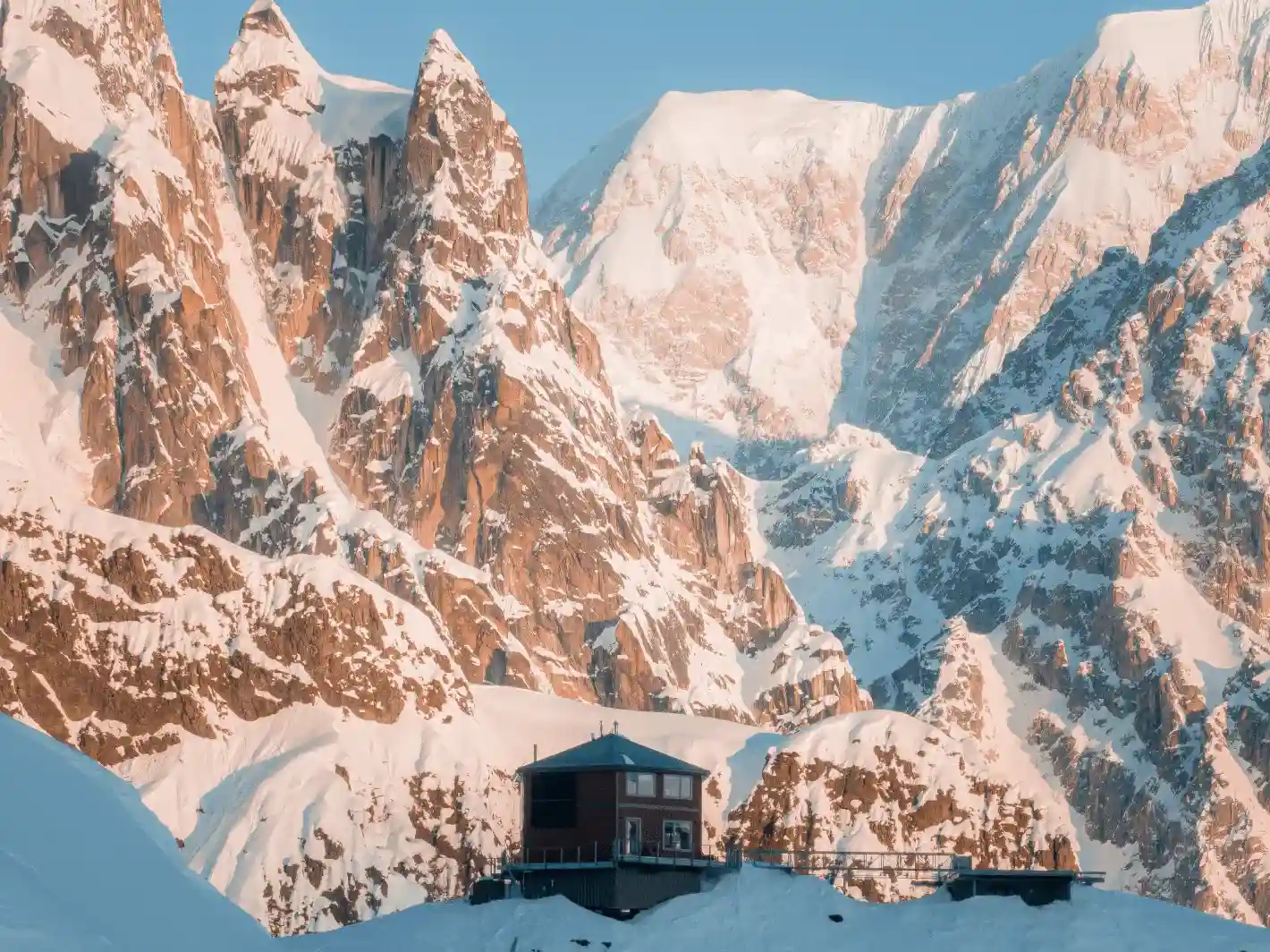 far-flung-luxury-hotels-alaska