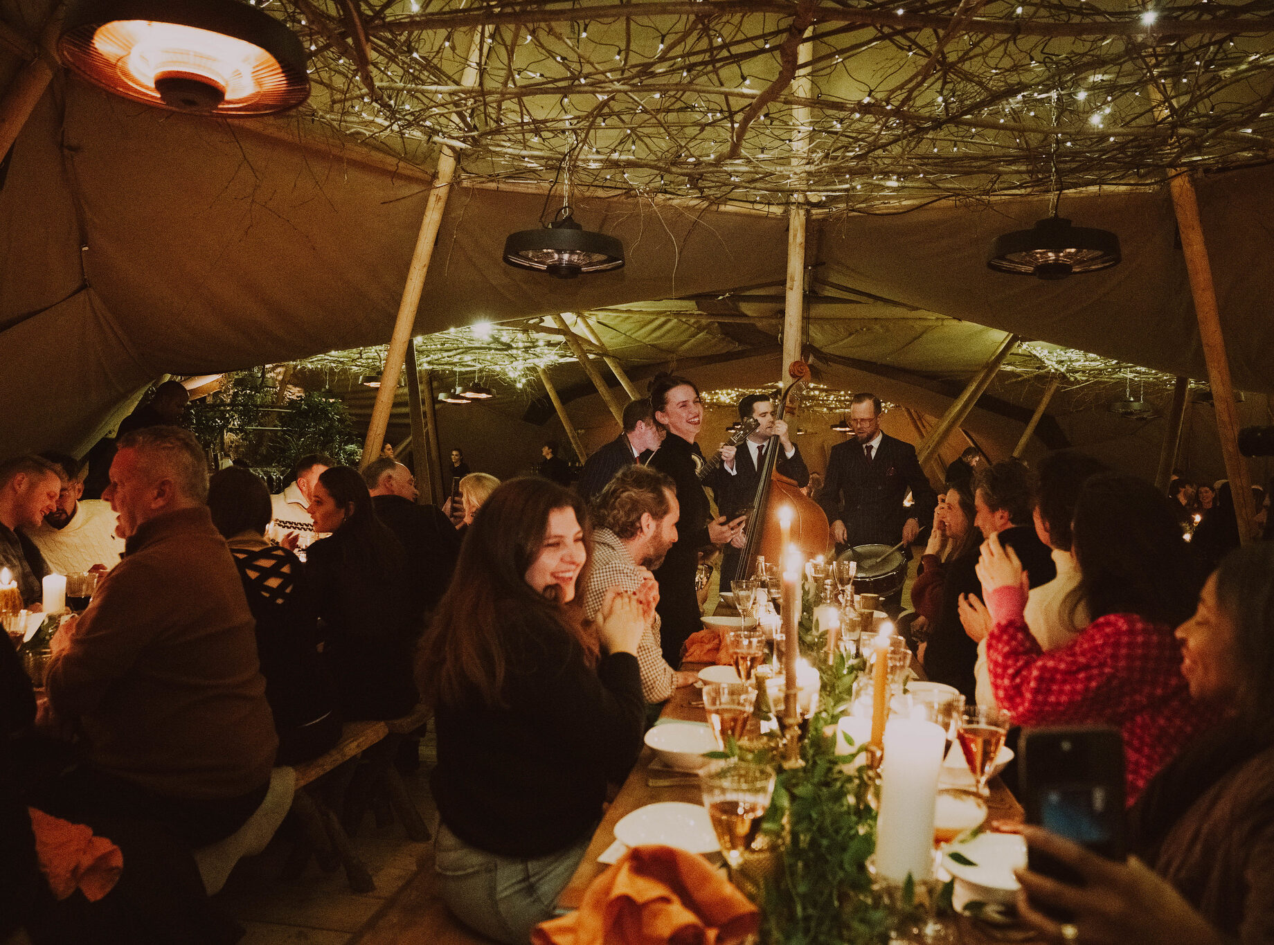 outdoor-feasting-wilderness-reserve