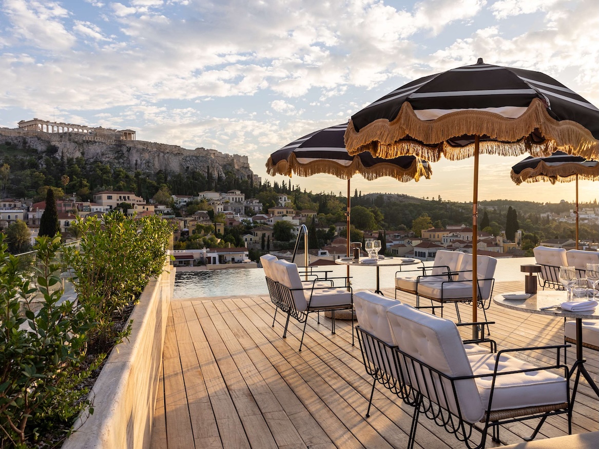 where-to-stay-in-greece