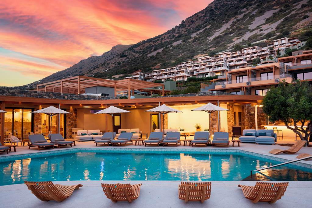 cayo-exclusive-resort-spa-pool
