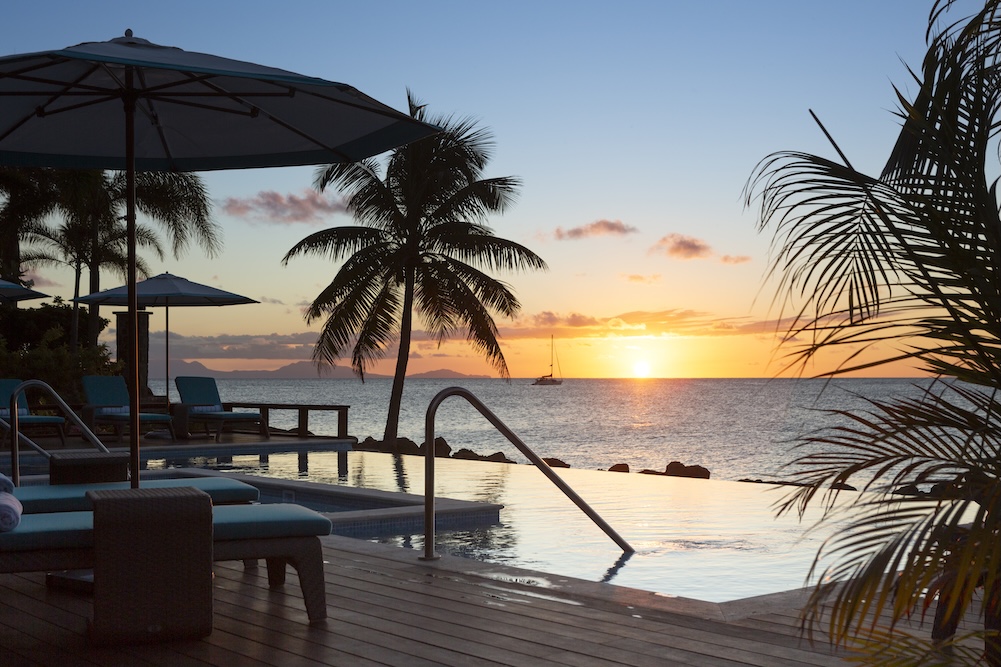 curtain-bluff