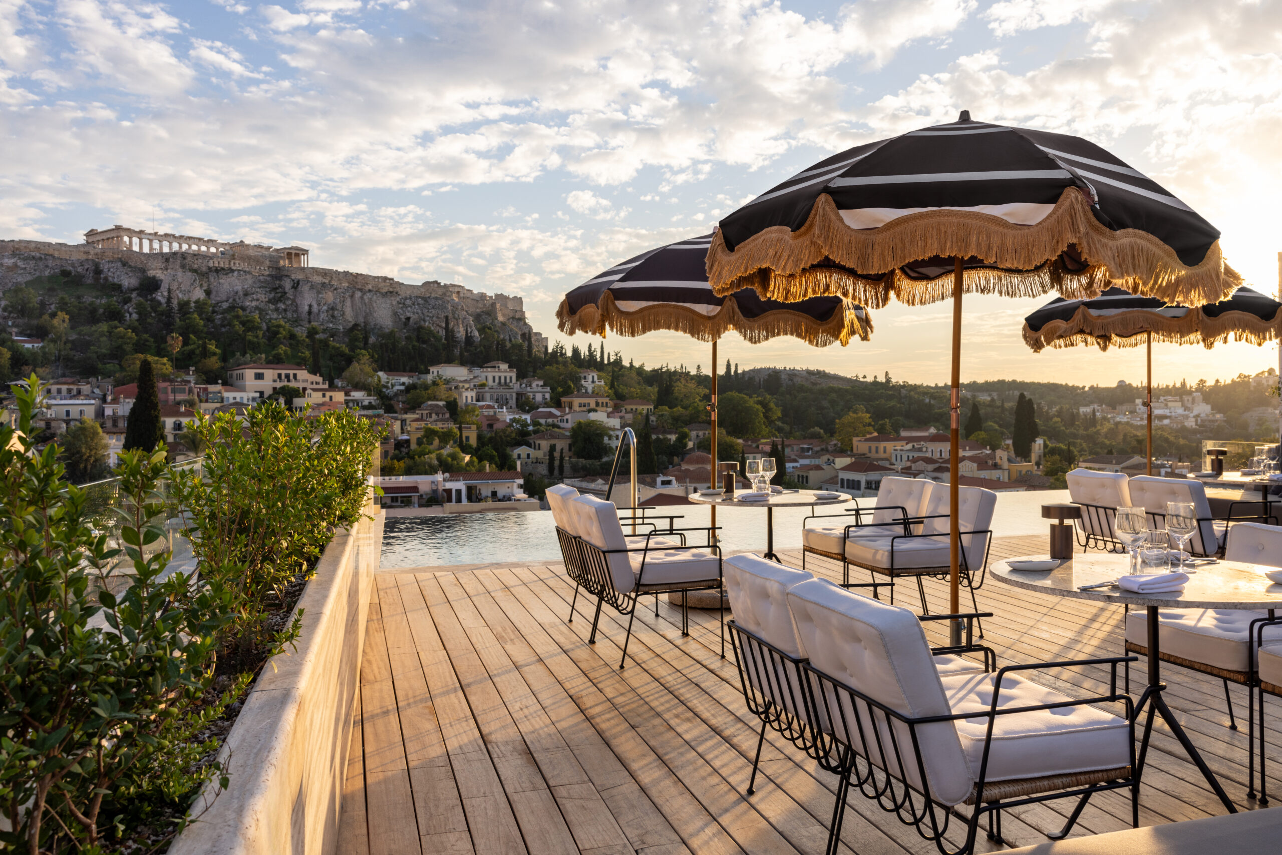 the-dolli-at-acropolis
