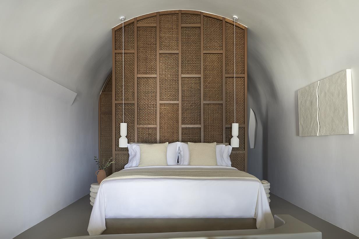 grace-hotel-santorini-auberge-collection